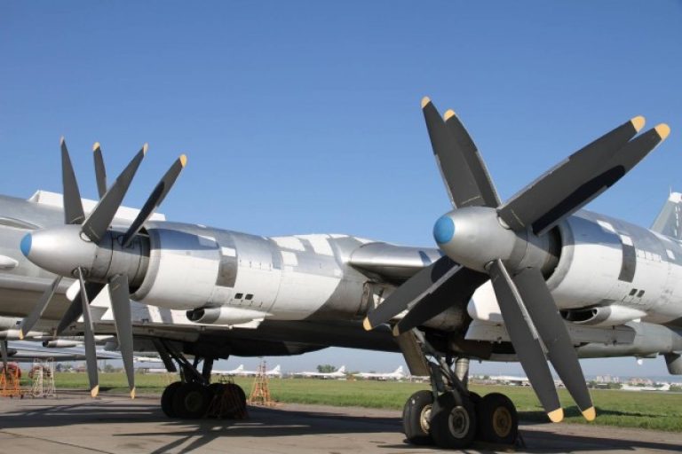 Двигатели НК-12 на самолёте Ту-95