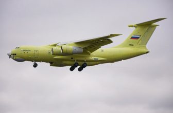Внешне Ил-76МД-90А легко принять за очередную модификацию советского Ил-76. Однако более 70% систем и агрегатов самолёта подверглись обновлению