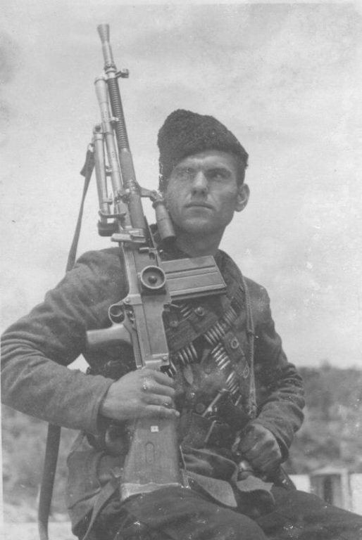 Доблестный югославский партизан с ZB-26
