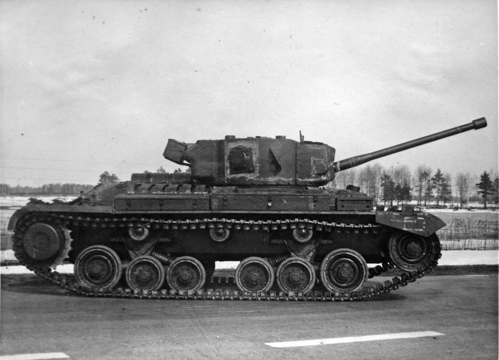 Вариант с 6-фунтовым орудием Mk.V, такие системы английские танкисты уже не дождались