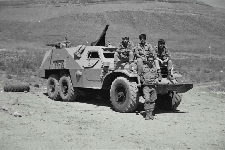 Трофейный БТР-152Э1 в израильской армии