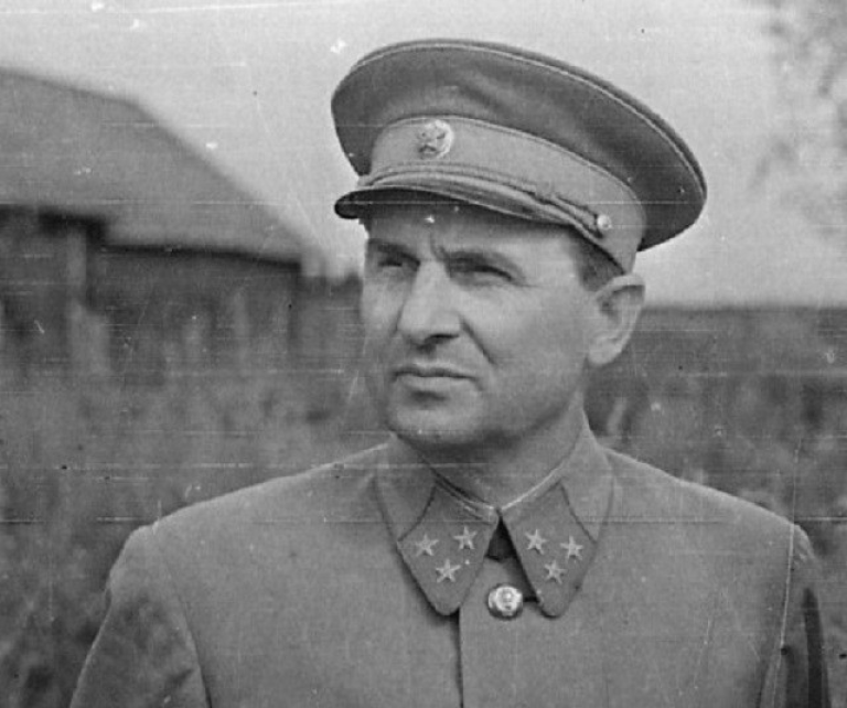 Командующий 2-й УдА генерал Н.К.Клыков.