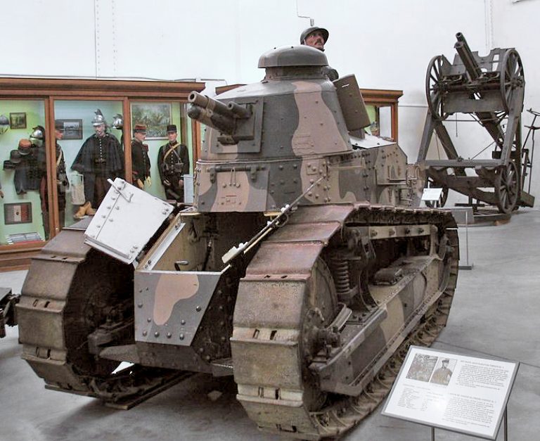 Renault FT