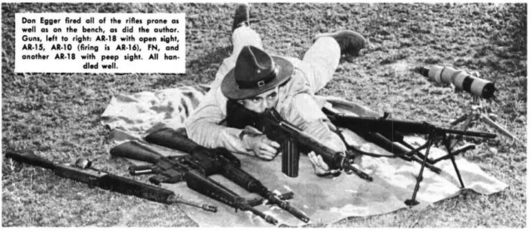 Слева направо: AR-18, AR-15, AR-10, в руках AR-16, FN и AR-18.