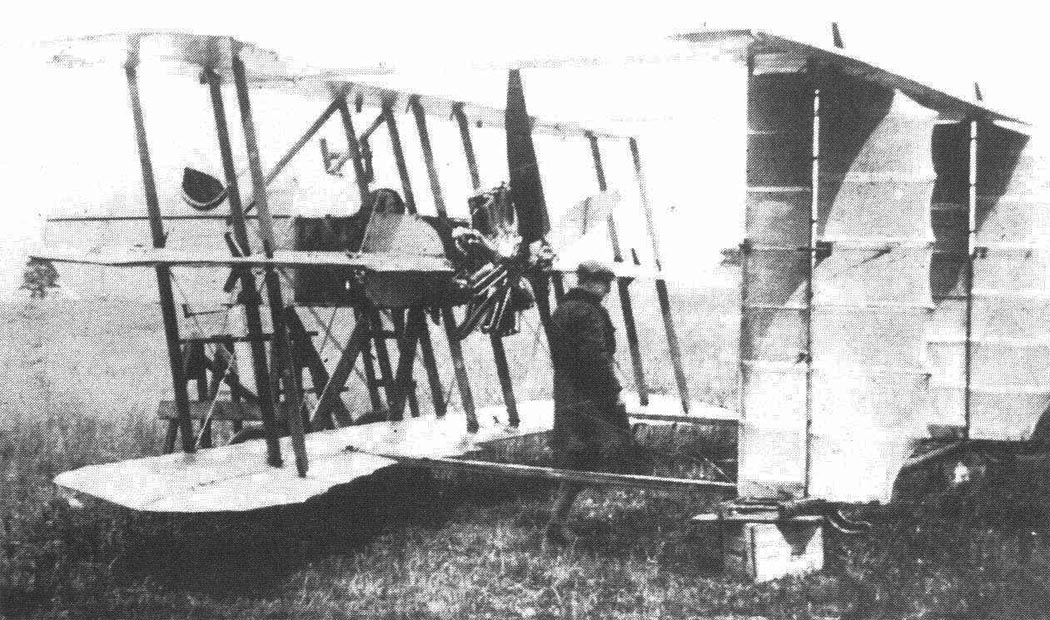опытный перехватчик дирижаблей Blackburn Triplane на испытаниях. Снимок airwar.ru