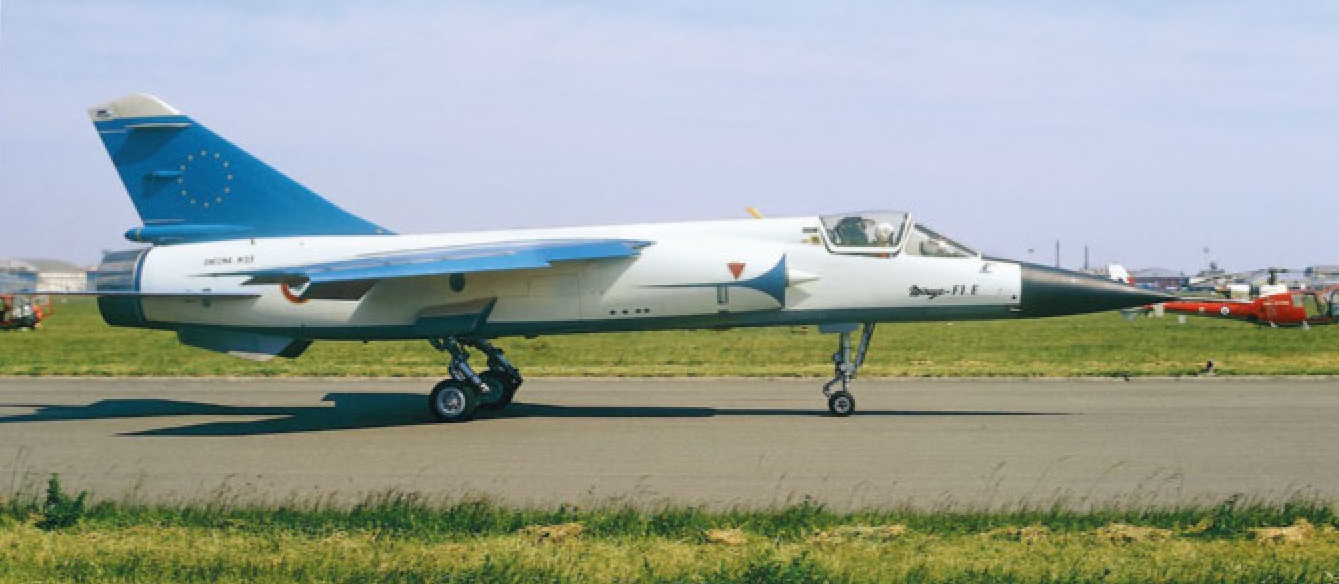 опытный истребитель Mirage F1E в своей окончательной окраске для международного авиасалона 1975 года. Снимок из коллекции Жака Гиллема (Jacques Guillem)