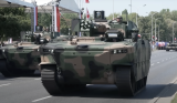 Польша только начала получать Borsuk — и уже строит БМП на 12 тонн тяжелее: зачем ей понадобился 40-тонный Ratel
