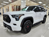 «Неубиваемая» Toyota Sequoia: в России стартовали продажи самого надёжного внедорожника в мире